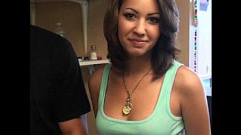 Большой член приводит к успешным переговорам