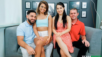 Сборник вкусного  секса - глубокий минет и по  пилоткам