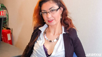 Бывалая  шлюшка хочет в жопу - анал с Джулия Гомес (Julia Gomez)