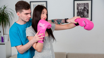 Секс - это  лучшая тренировка, Джулия Мун  (Julia Moon)