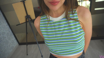 Парень  моей подружки жарит  меня