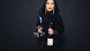 Групповая ебля сучек и мужиков