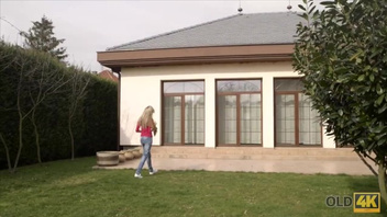 Классный трах молодки со зрелым дядей