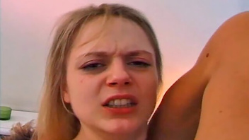 Жесткая  домашка для давалки  в три отверстия