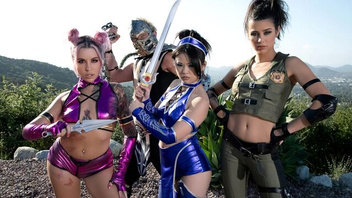 Разная горячая ебля с курвами