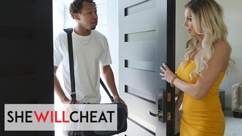 Блондинка  Кензи Тейлор круто  трахается