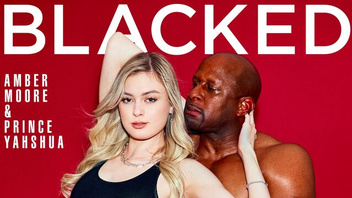 Черный мужик выебал  роскошную белую телку