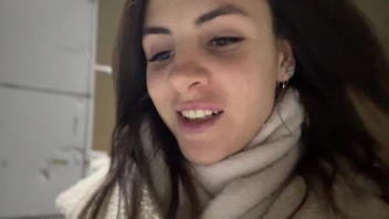 Грудастая шлюха круто сосет