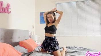 Телочка на члене,  отличный секс