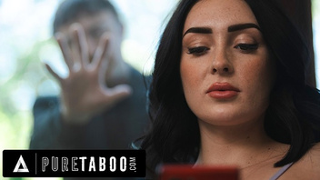 Телочку милашку чпокнул хрен