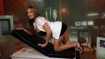 Сисястую толстуху отодрал хуй