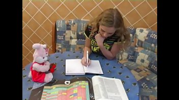 Трах с молодой Русской крошкой на кухне