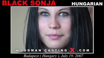 Молодой брюнеточке разорвали анус на кастинге Вудмана