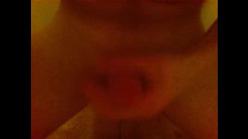 Я передернул затвор и кончил на живот